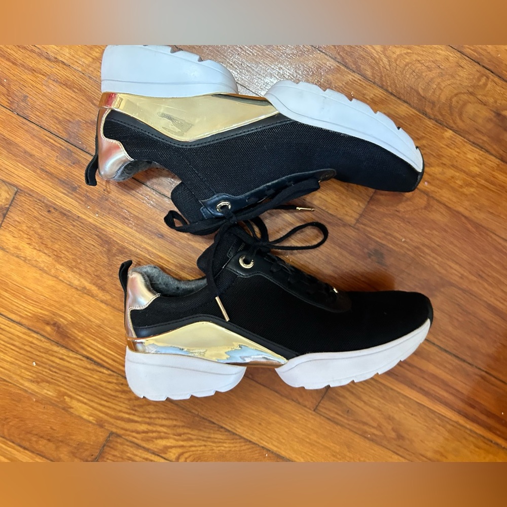 MICHAEL KORS SNEAKERS SZ 7 M
